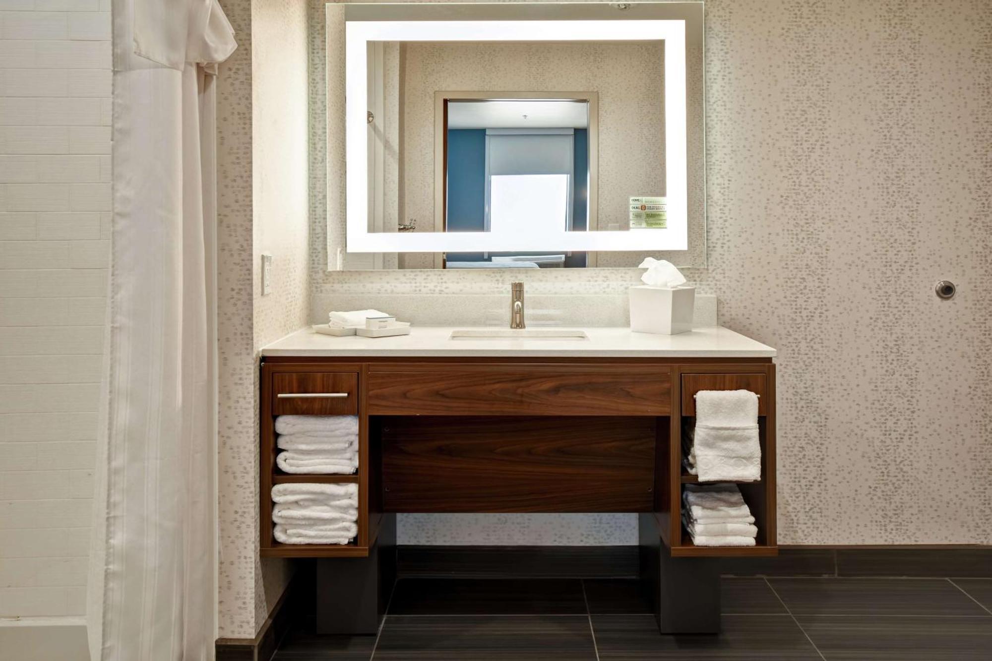 Home2 Suites By Hilton Oklahoma City Airport Εξωτερικό φωτογραφία